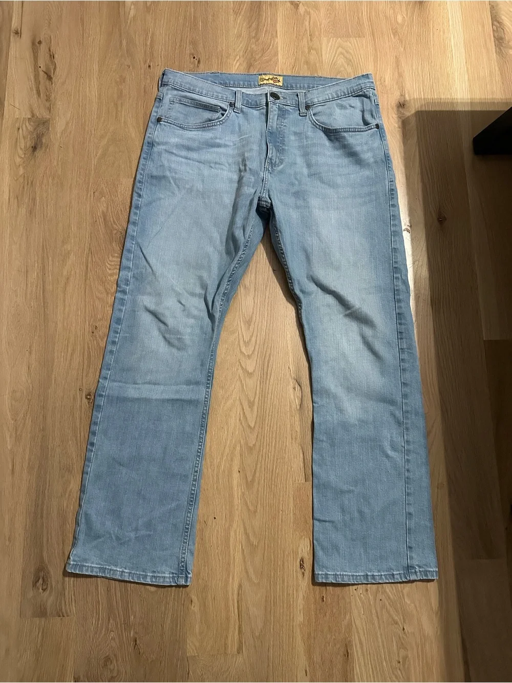 Wrangler Men's Bootcut Jeans in Light Blue Denim